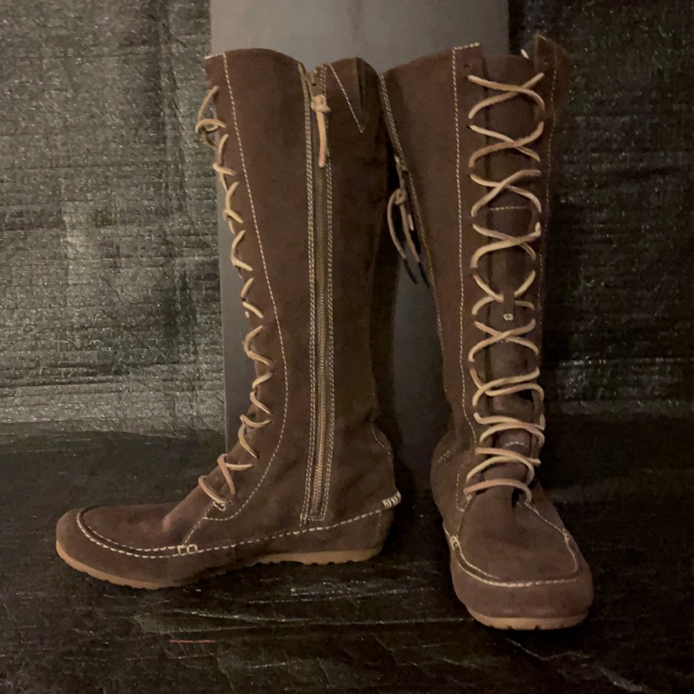 SIZE: W 8.5 TIMBERLAND Moccasin style knee boots
